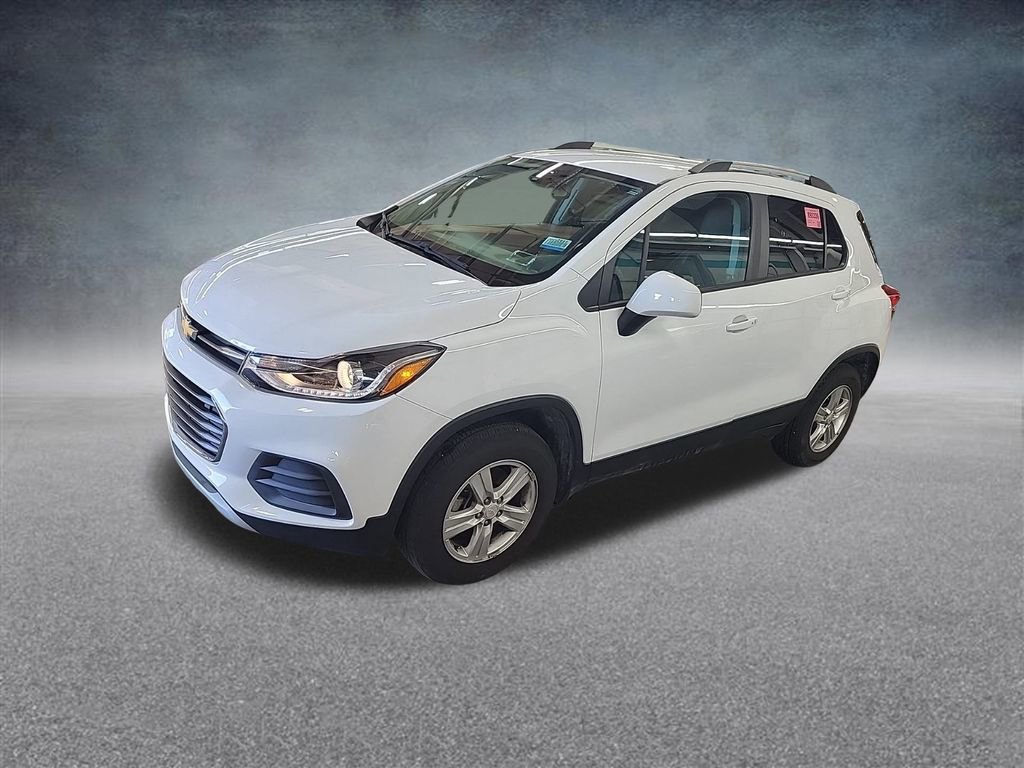 Used 2022 Chevrolet Trax LT w/ Driver Confidence Package image 35