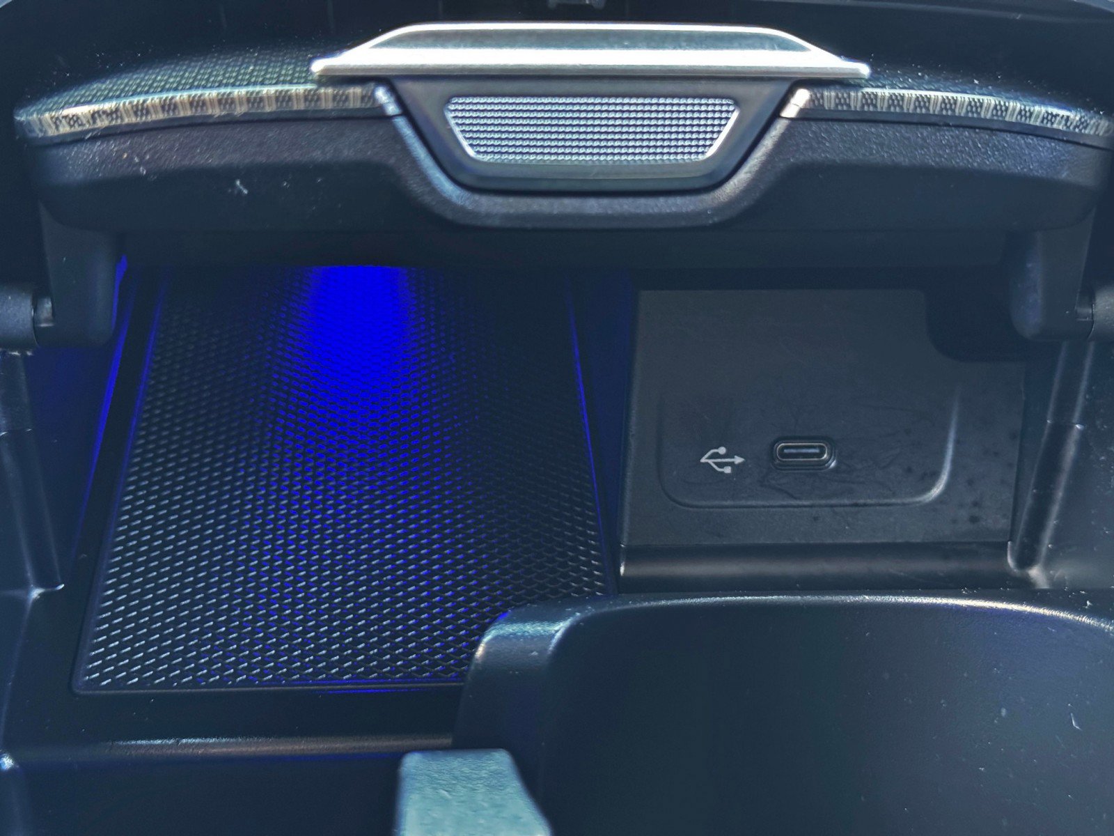 Used 2022 Mercedes-Benz C 300 Sedan image 33