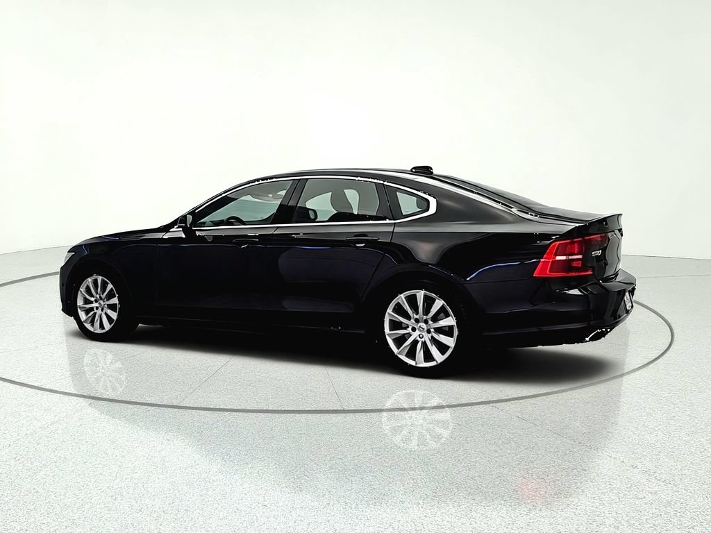 Used 2017 Volvo S90 T6 Momentum w/ Vision Package AWD/4WD image 5