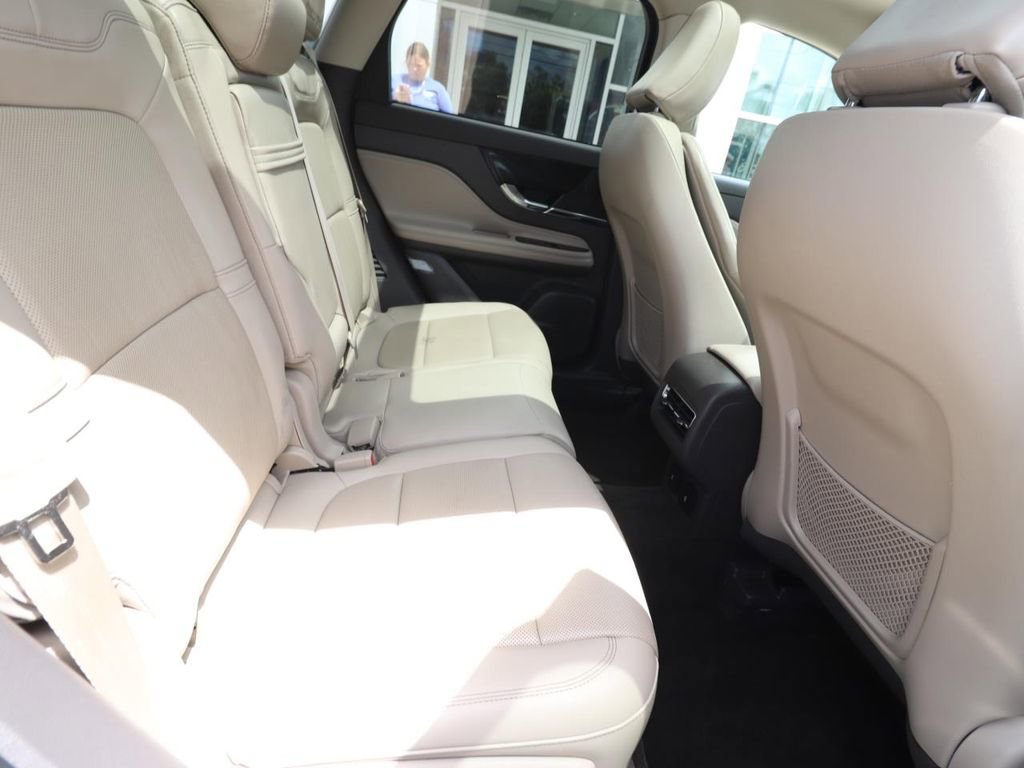 Used 2023 Lincoln Corsair Reserve w/ Equipment Group 201A FWD image 25
