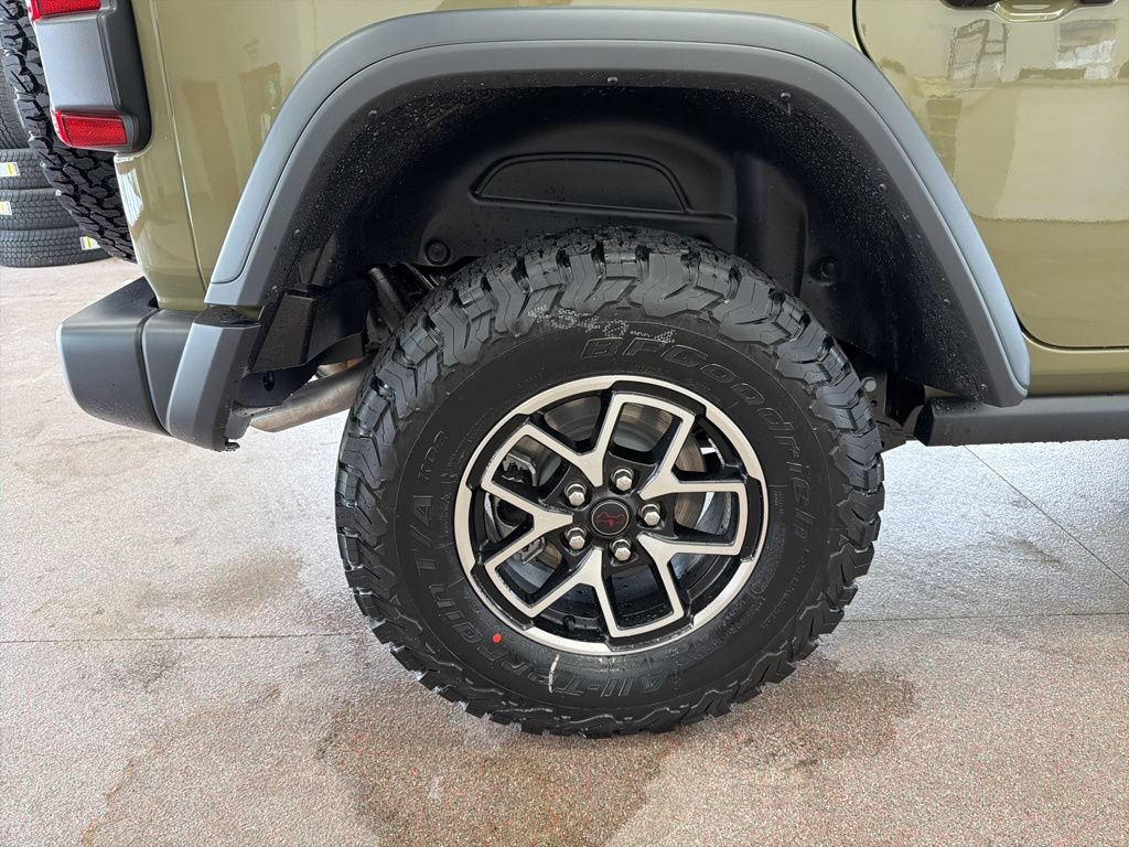 New 2026 Jeep Wrangler Unlimited Rubicon AWD/4WD image 25