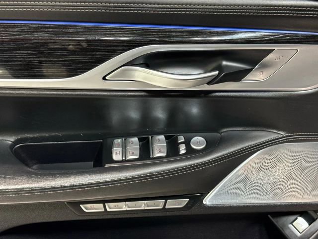 Used 2017 BMW 750i xDrive AWD/4WD image 63