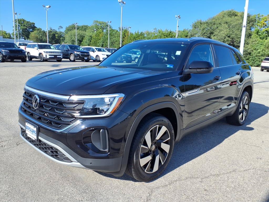 Used 2026 Volkswagen Atlas Cross Sport SE AWD/4WD image 8