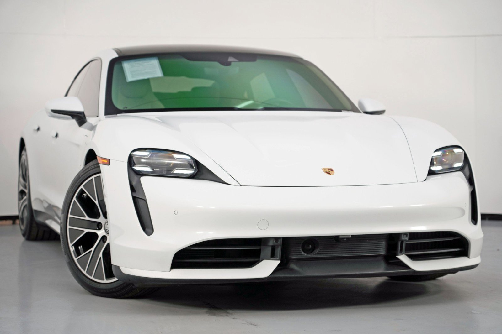 Used 2020 Porsche Taycan Turbo w/ Premium Package image 4