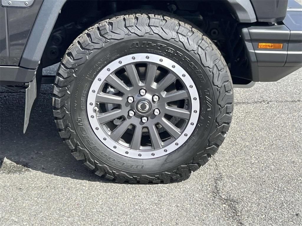 Used 2025 INEOS Grenadier Fieldmaster Edition image 8