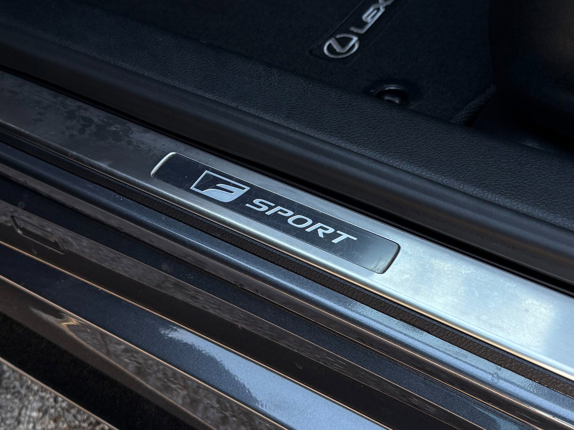 Used 2022 Lexus IS 350 F Sport image 9