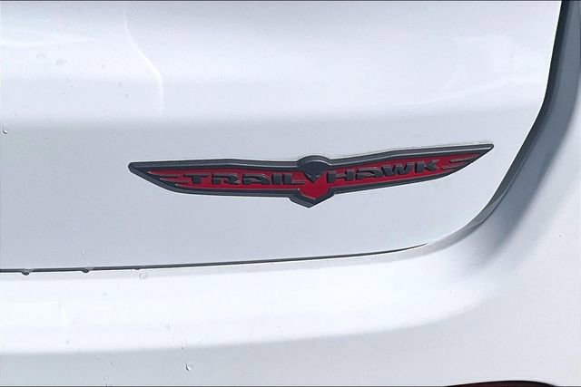 Used 2024 Jeep Compass Trailhawk image 34