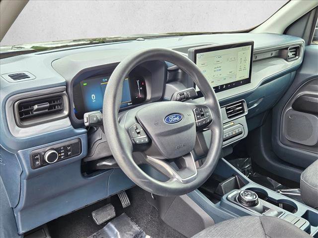 Used 2025 Ford Maverick XL image 10