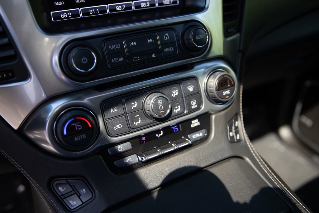 Used 2017 Chevrolet Tahoe Premier AWD/4WD image 16