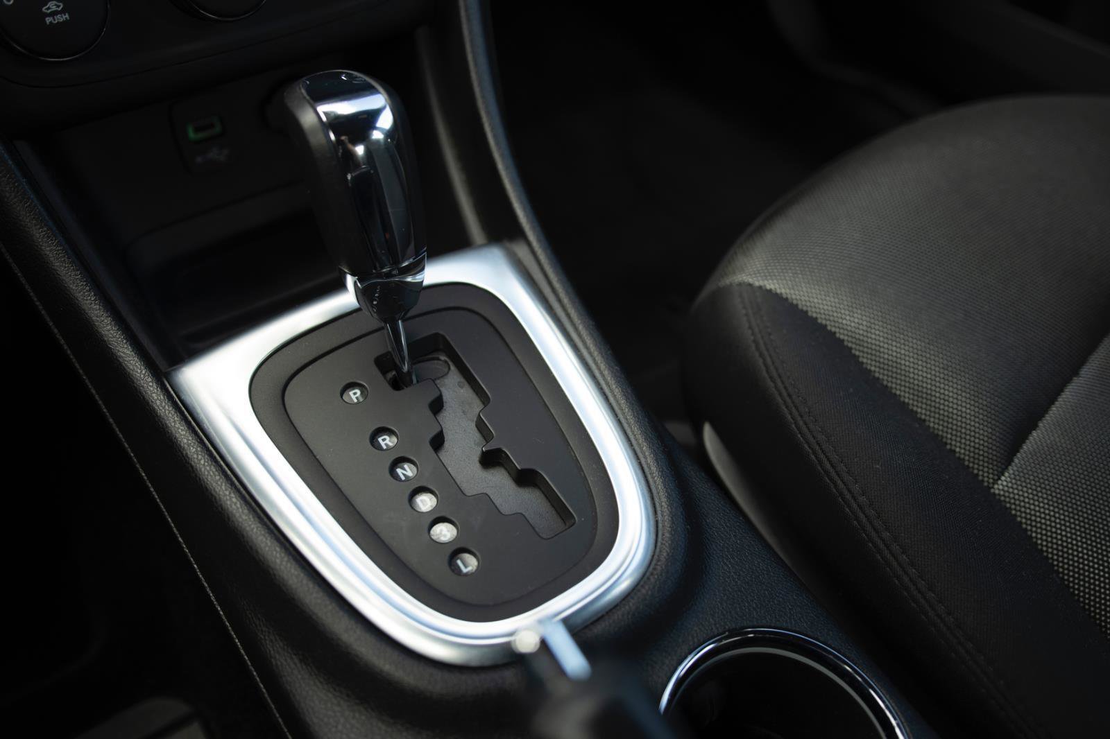 Used 2014 Dodge Avenger SE w/ Rallye Appearance Group FWD image 11