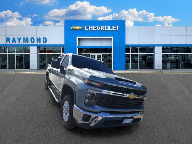 Used 2024 Chevrolet Silverado 2500 LT w/ All Star Edition AWD/4WD image 9