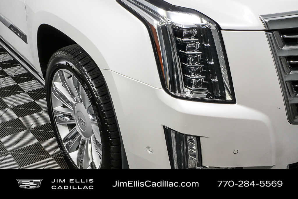 Used 2018 Cadillac Escalade ESV Platinum AWD/4WD image 38
