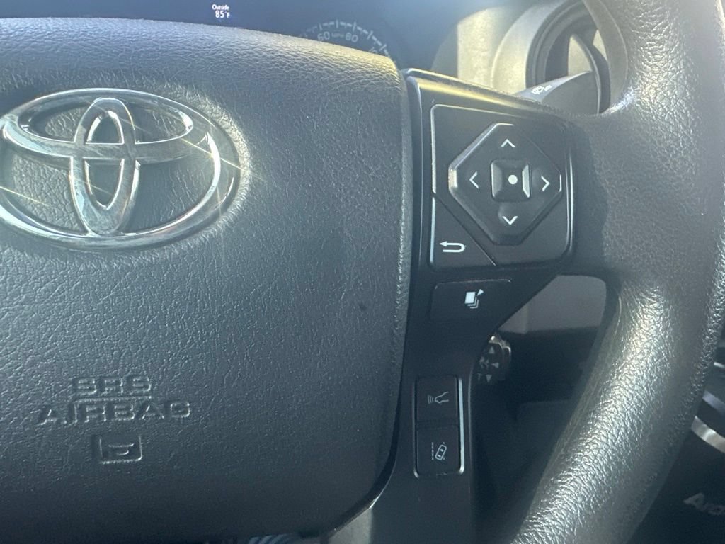 Used 2022 Toyota Tacoma SR RWD image 11