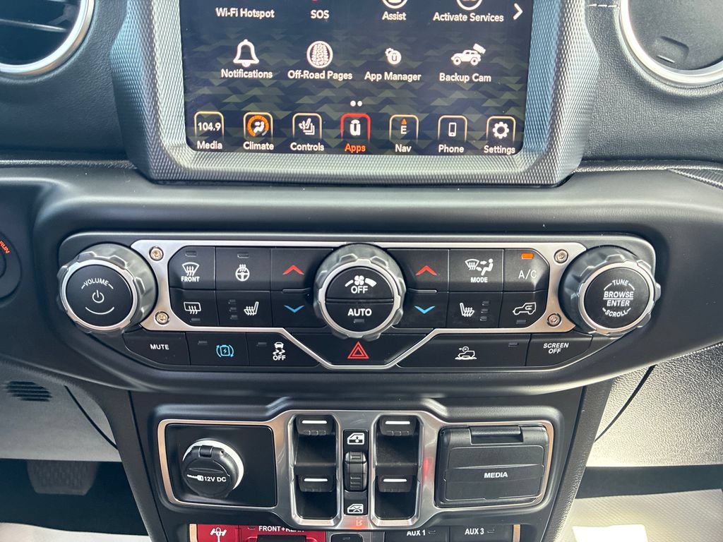 Used 2023 Jeep Wrangler Unlimited Rubicon 4xe w/ Cold Weather Group AWD/4WD image 27
