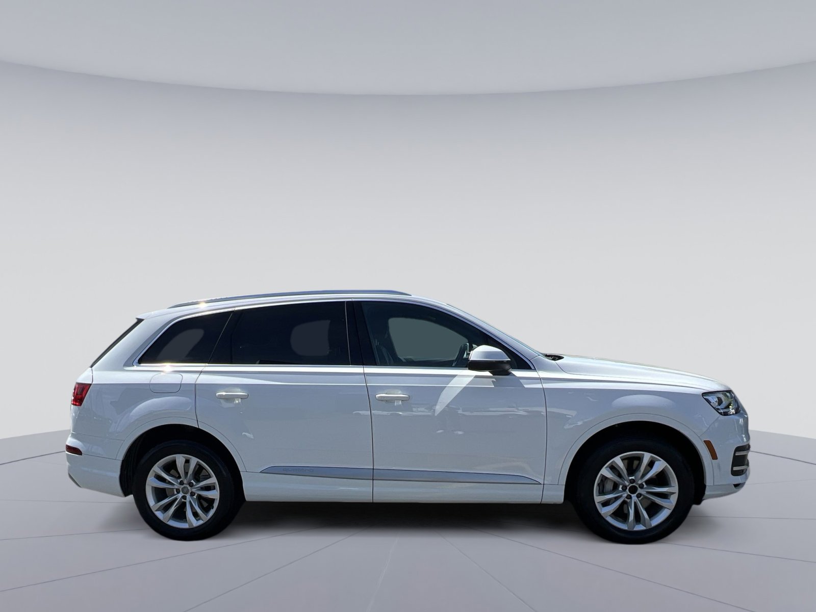 Used 2019 Audi Q7 3.0T Premium w/ Convenience Package AWD/4WD image 10