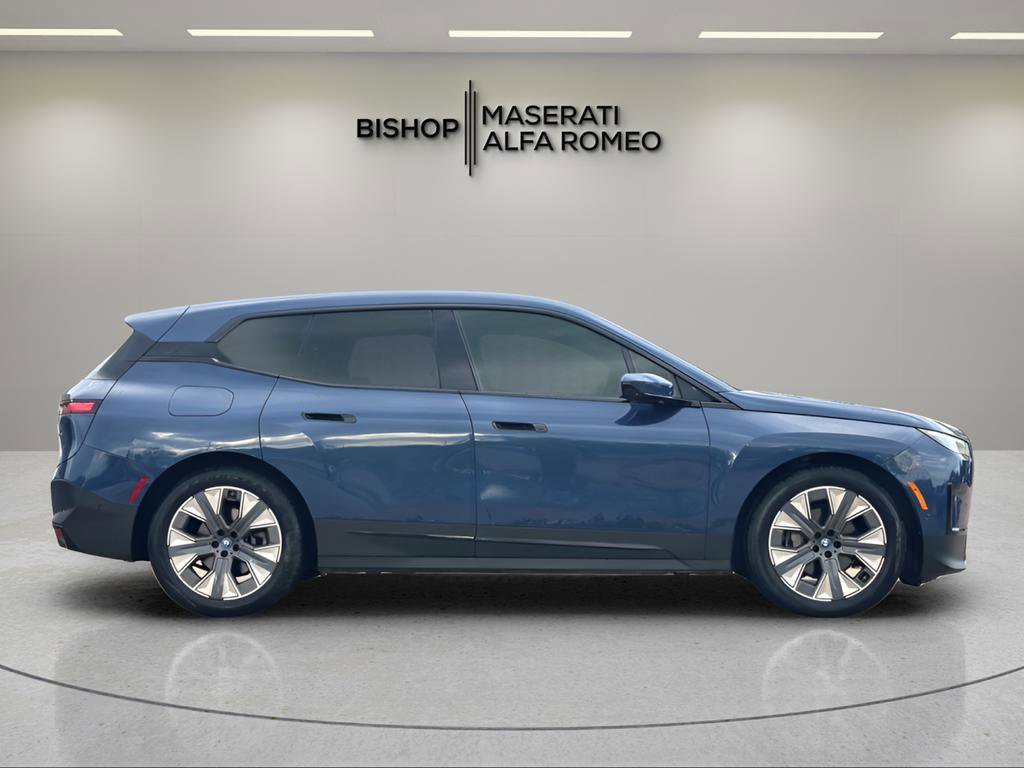 Used 2022 BMW iX xDrive50 w/ Convenience Package image 6