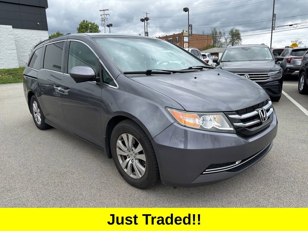 Used 2016 Honda Odyssey SE