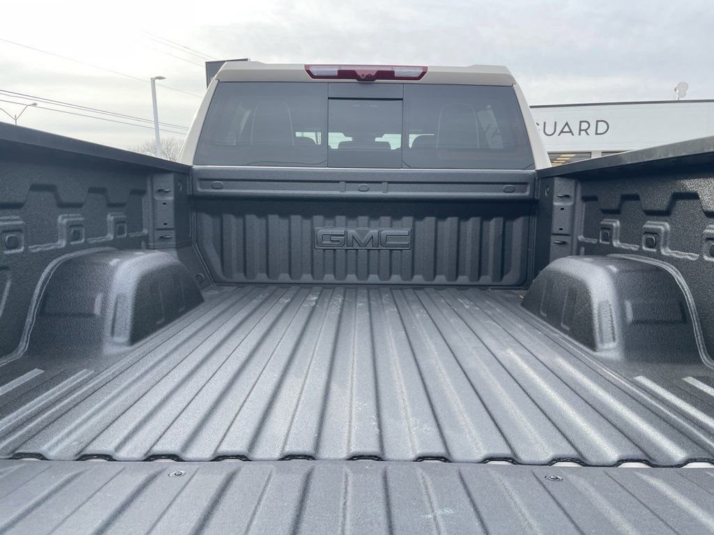 New 2026 GMC Sierra 1500 AT4X AWD/4WD image 23