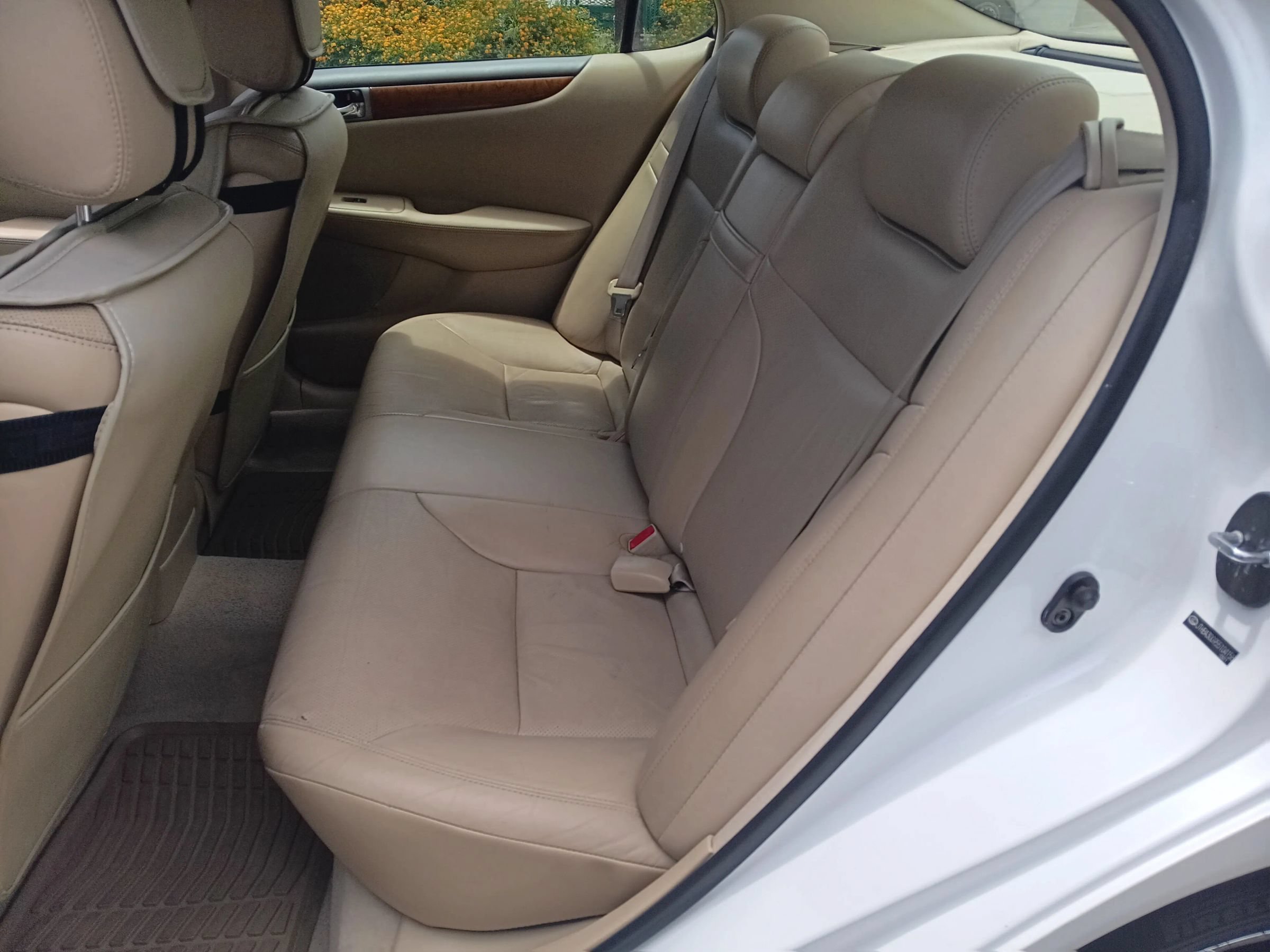 Used 2005 Lexus ES 330 FWD image 12