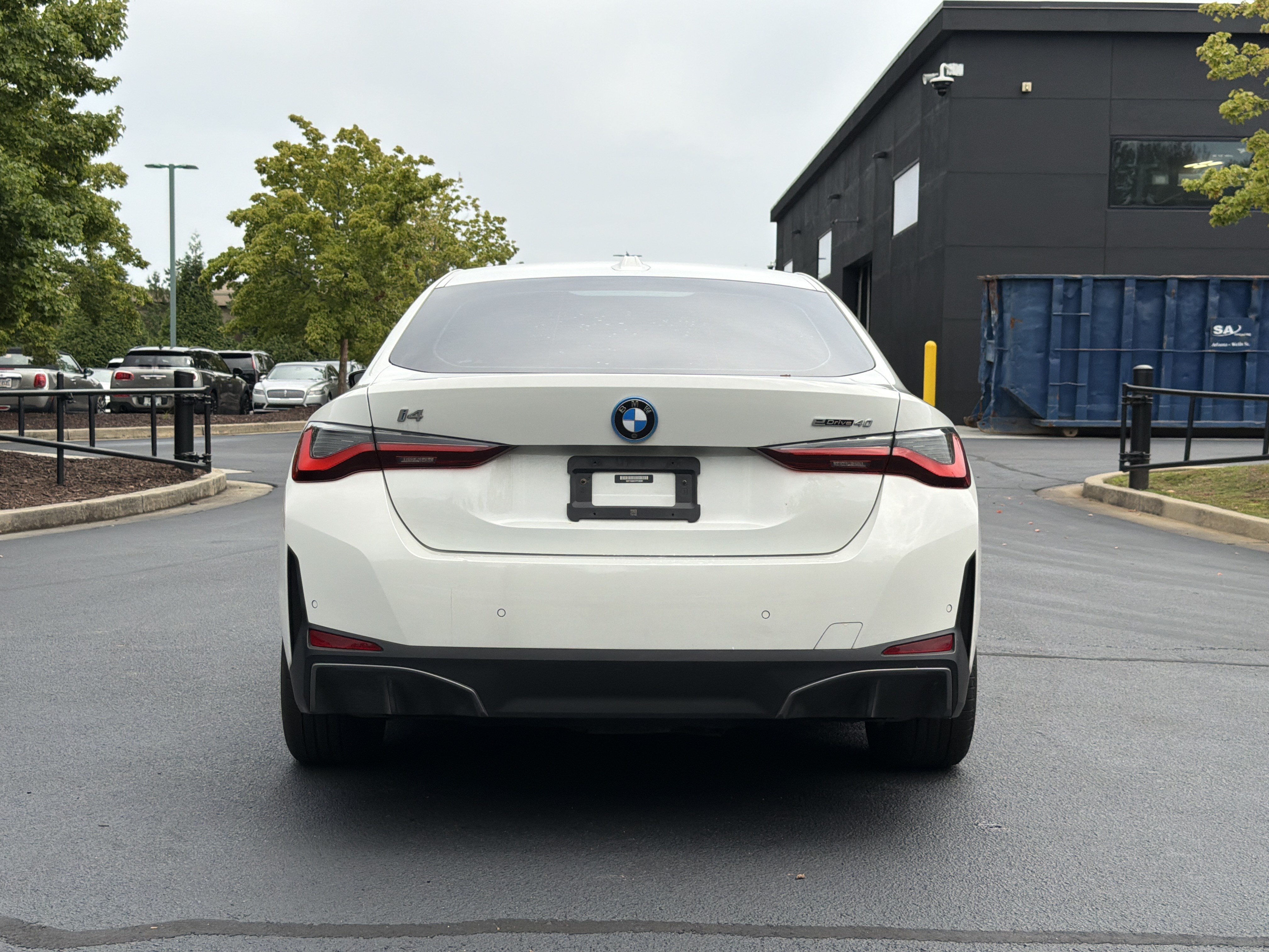 Used 2023 BMW i4 eDrive40 RWD image 16
