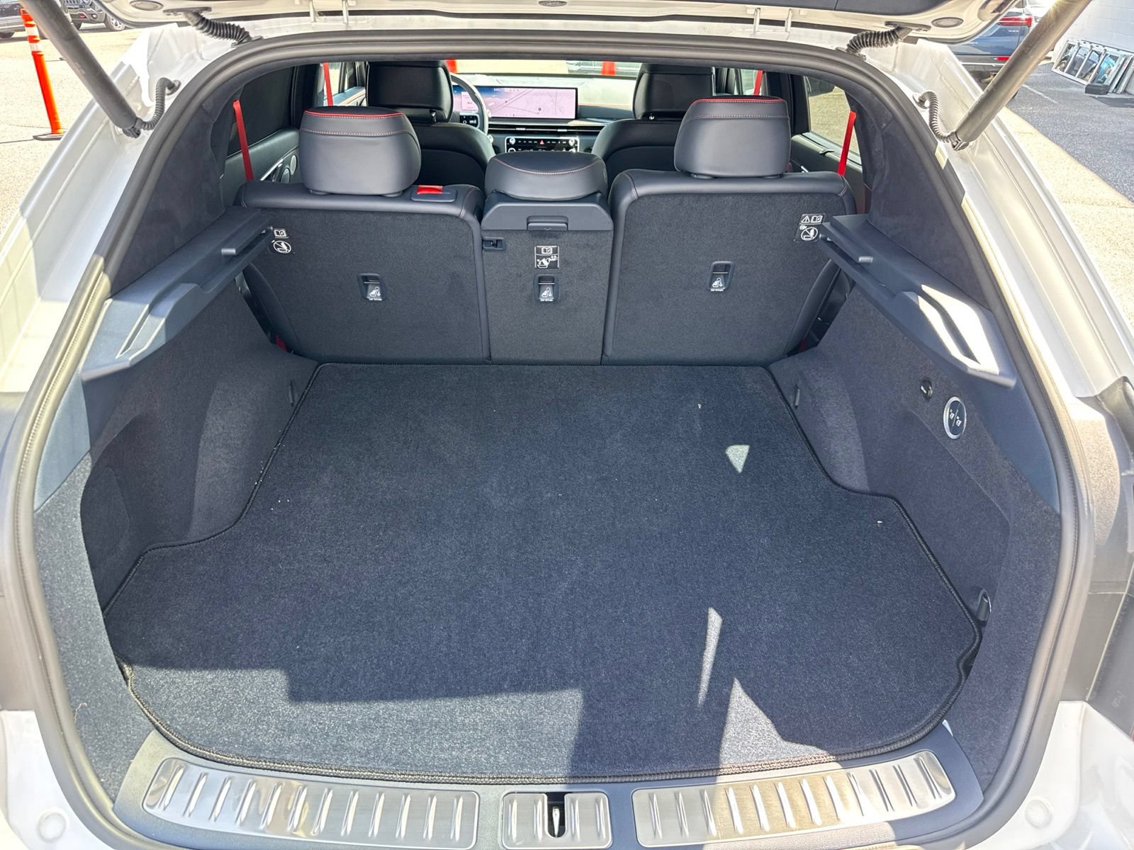 New 2026 Genesis GV80 3.5T e-SC AWD/4WD image 12