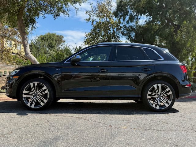 Used 2018 Audi SQ5 Premium Plus w/ Navigation Package image 4