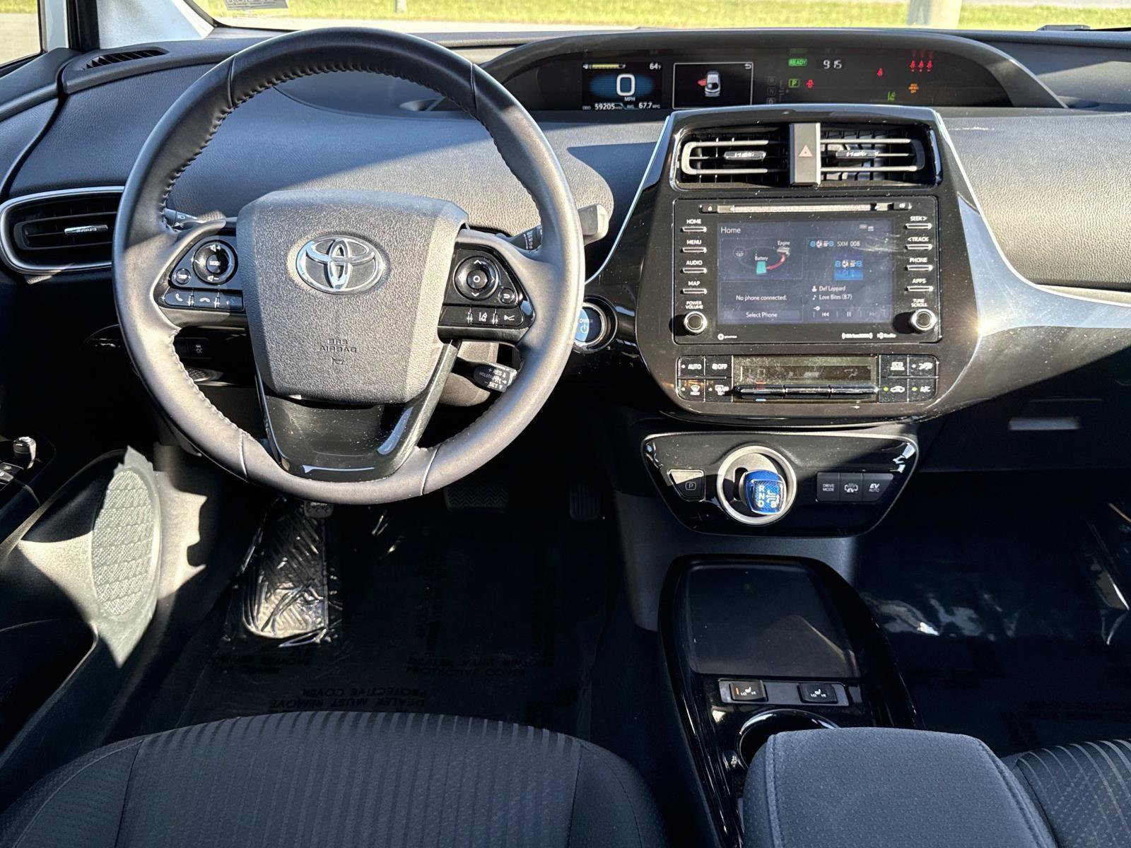 Used 2021 Toyota Prius Prime Limited image 2