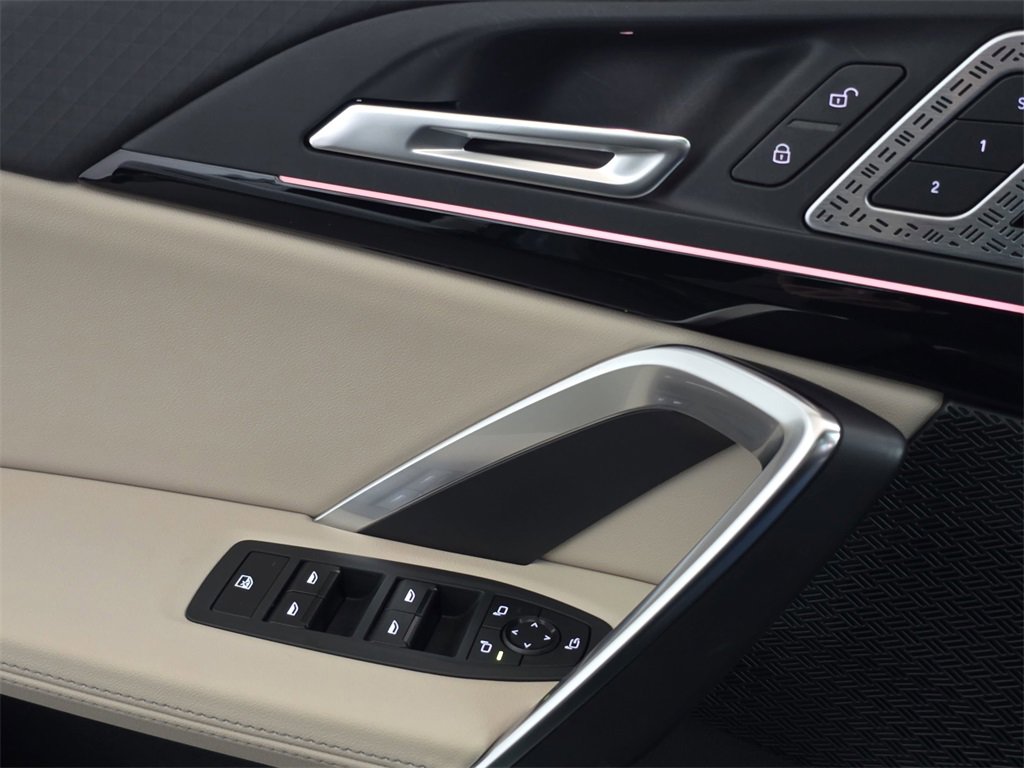 Used 2025 BMW X2 xDrive28i w/ Convenience Package image 29