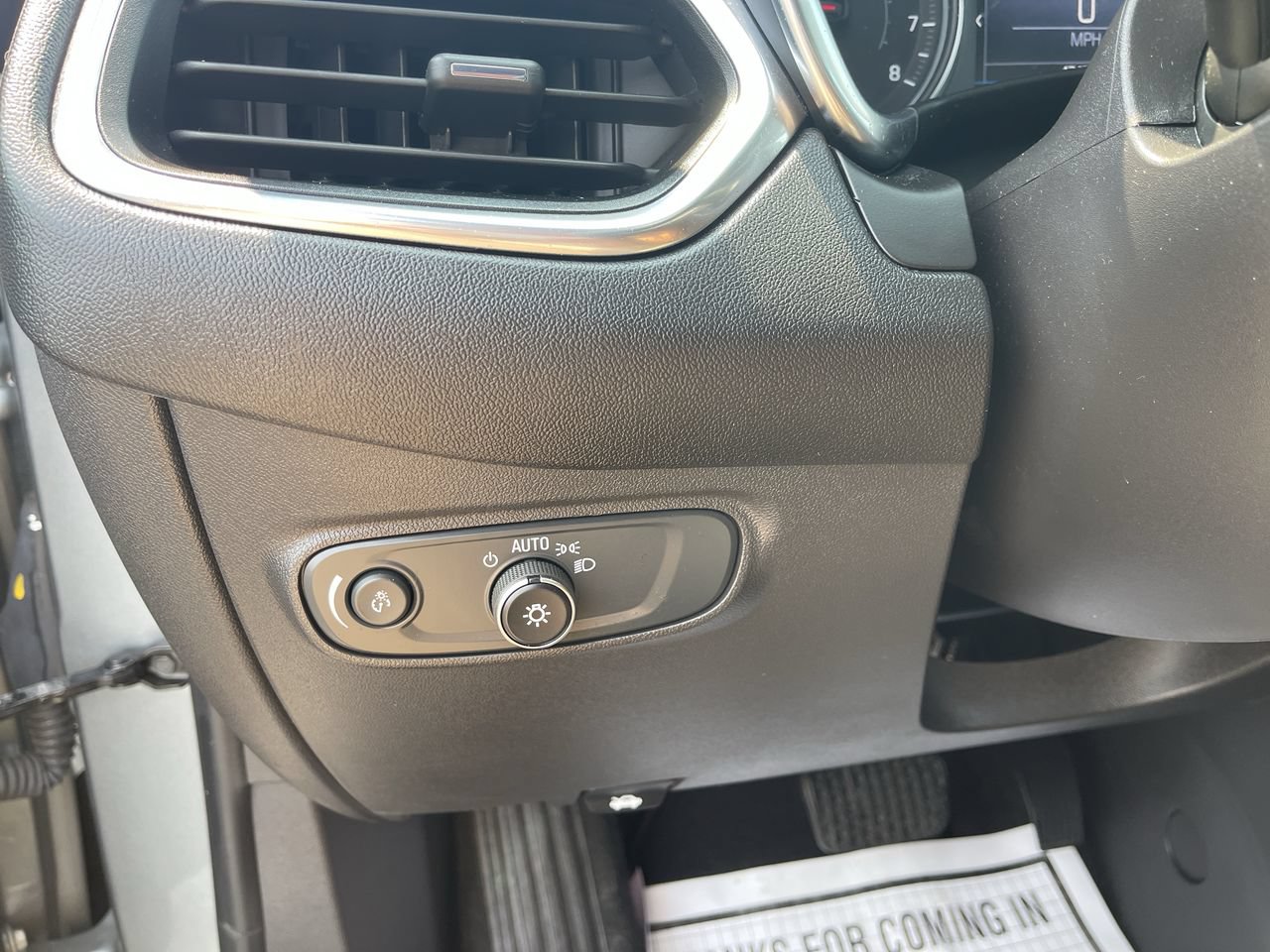 Certified 2024 Chevrolet Equinox LT FWD image 18