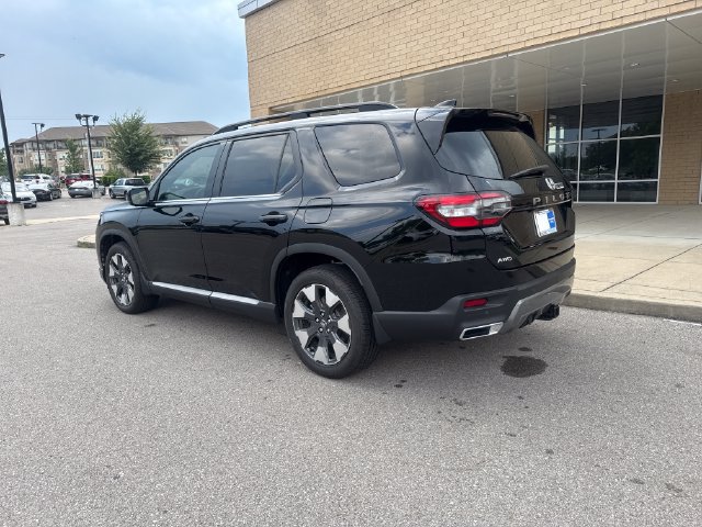 New 2026 Honda Pilot Elite image 3
