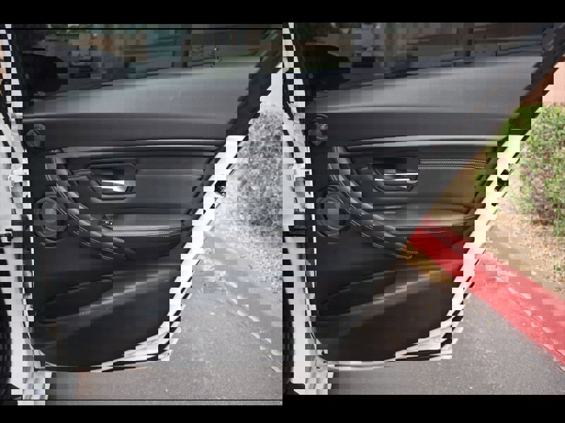 Used 2018 BMW M3 w/ Executive Package image 29