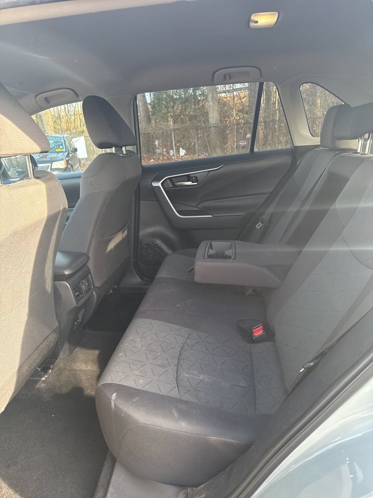 Used 2023 Toyota RAV4 XLE FWD image 11
