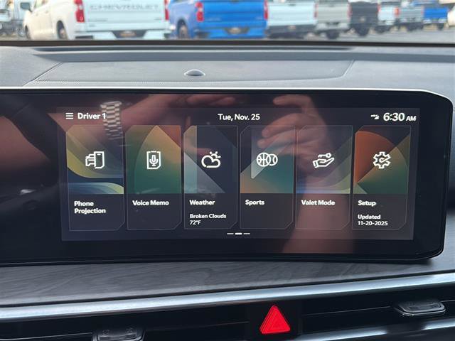 Used 2025 Kia Sorento SX Prestige image 19