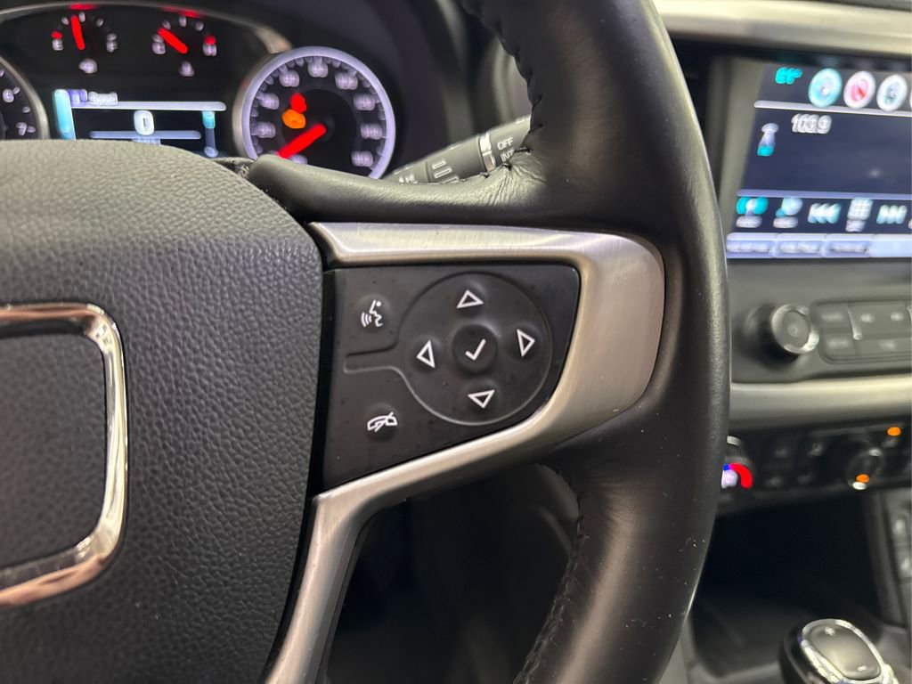 Used 2017 GMC Acadia SLT w/ LPO, Floor Liner Package image 28