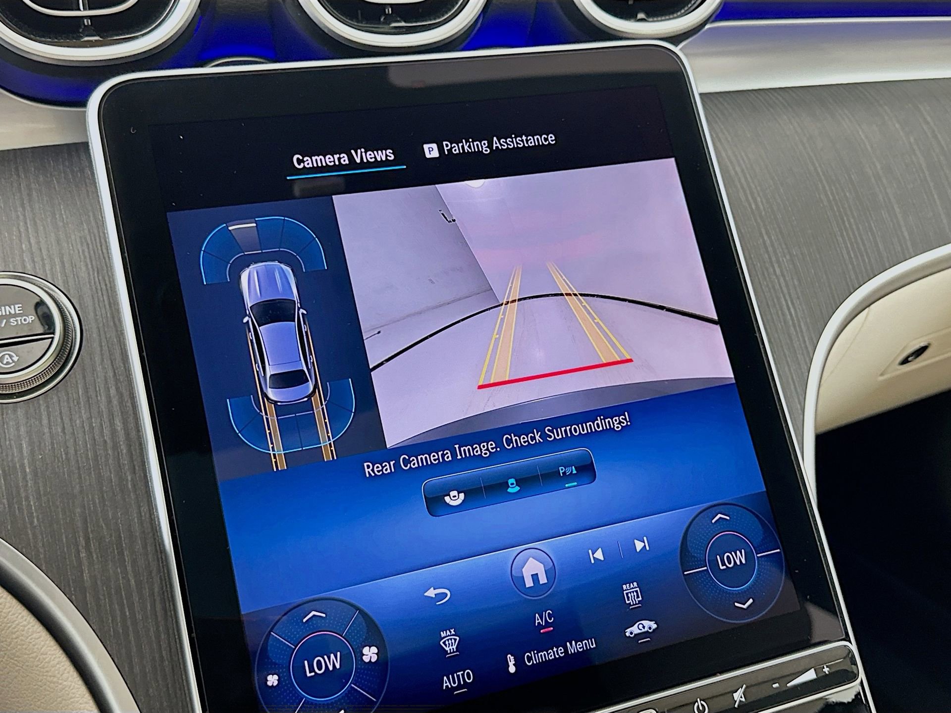 Used 2025 Mercedes-Benz C 300 Sedan image 14