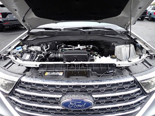 Certified 2023 Ford Explorer XLT w/ Equipment Group 202A image 14