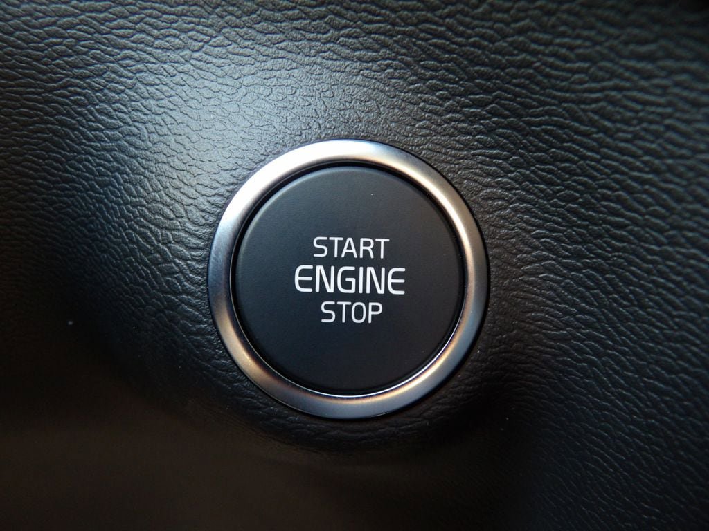 New 2026 Volvo XC40 B5 Core w/ Climate Package AWD/4WD image 20
