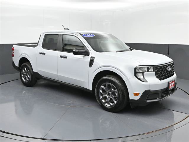 Used 2025 Ford Maverick XLT w/ XLT Luxury Package FWD image 2