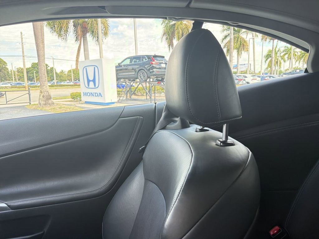 Used 2012 Lexus IS 350C w/ Luxury Pkg RWD image 12