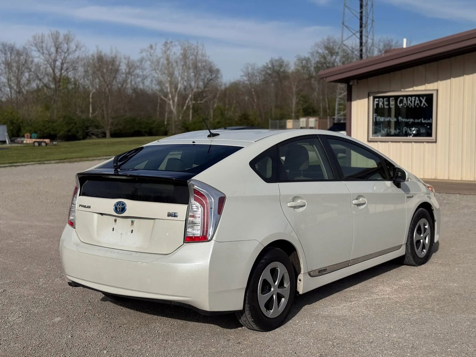 Used 2015 Toyota Prius Three FWD image 6