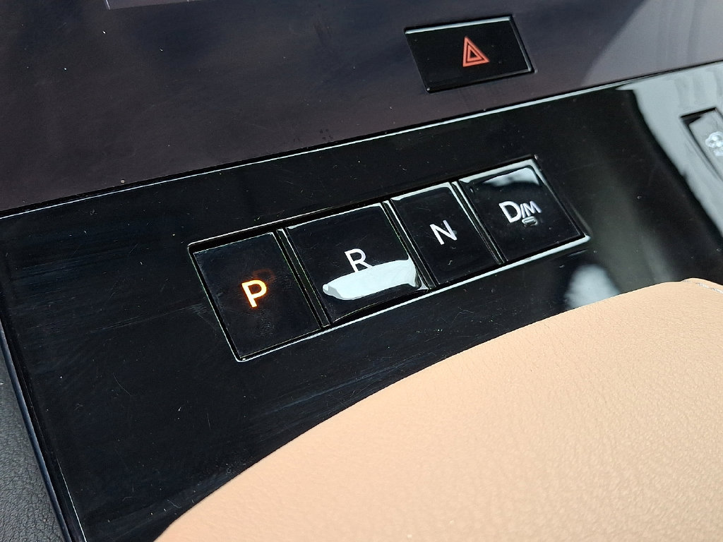 Used 2025 INFINITI QX80 Luxe AWD/4WD image 15