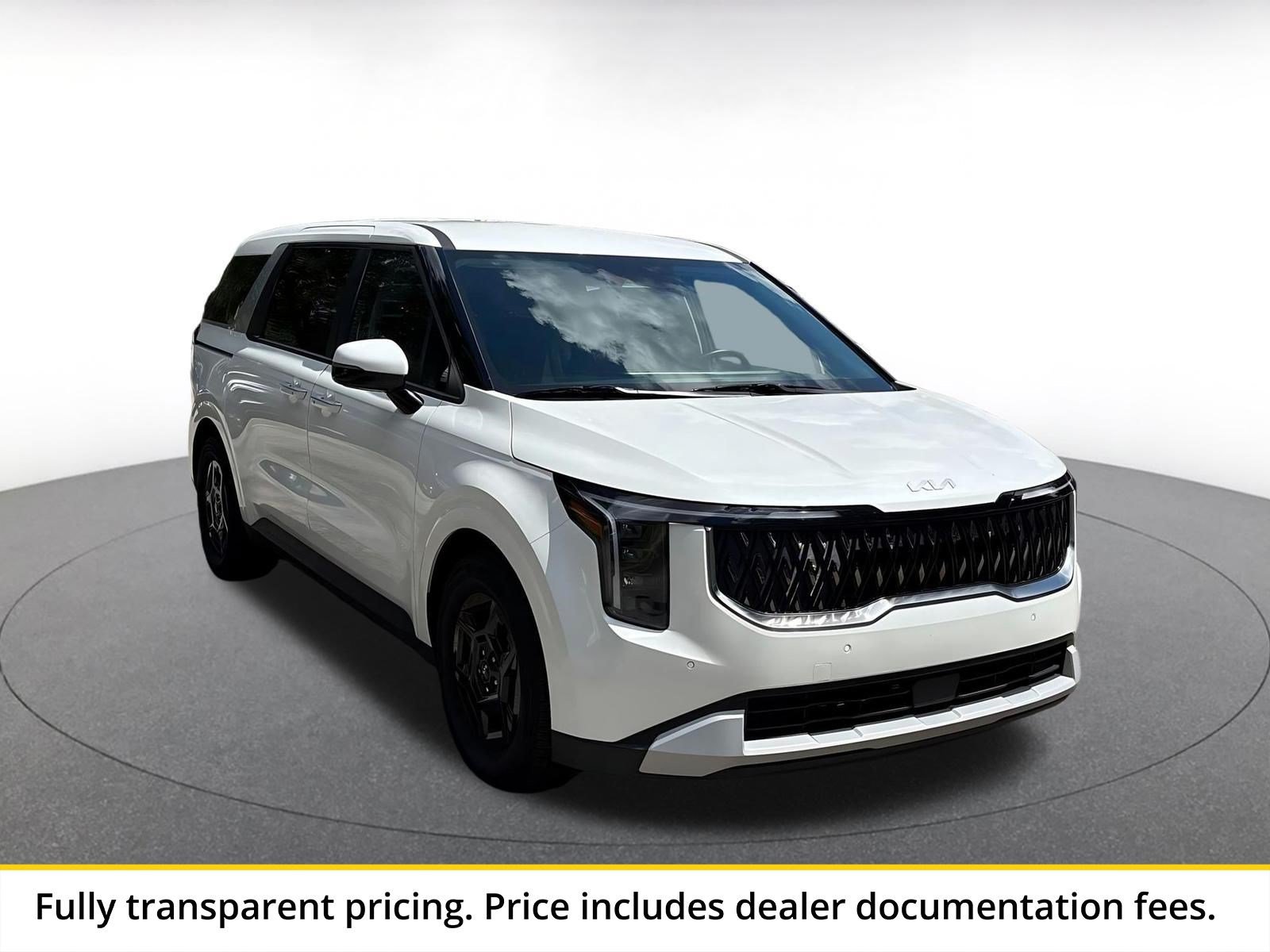 Used 2026 Kia Carnival FWD image 1