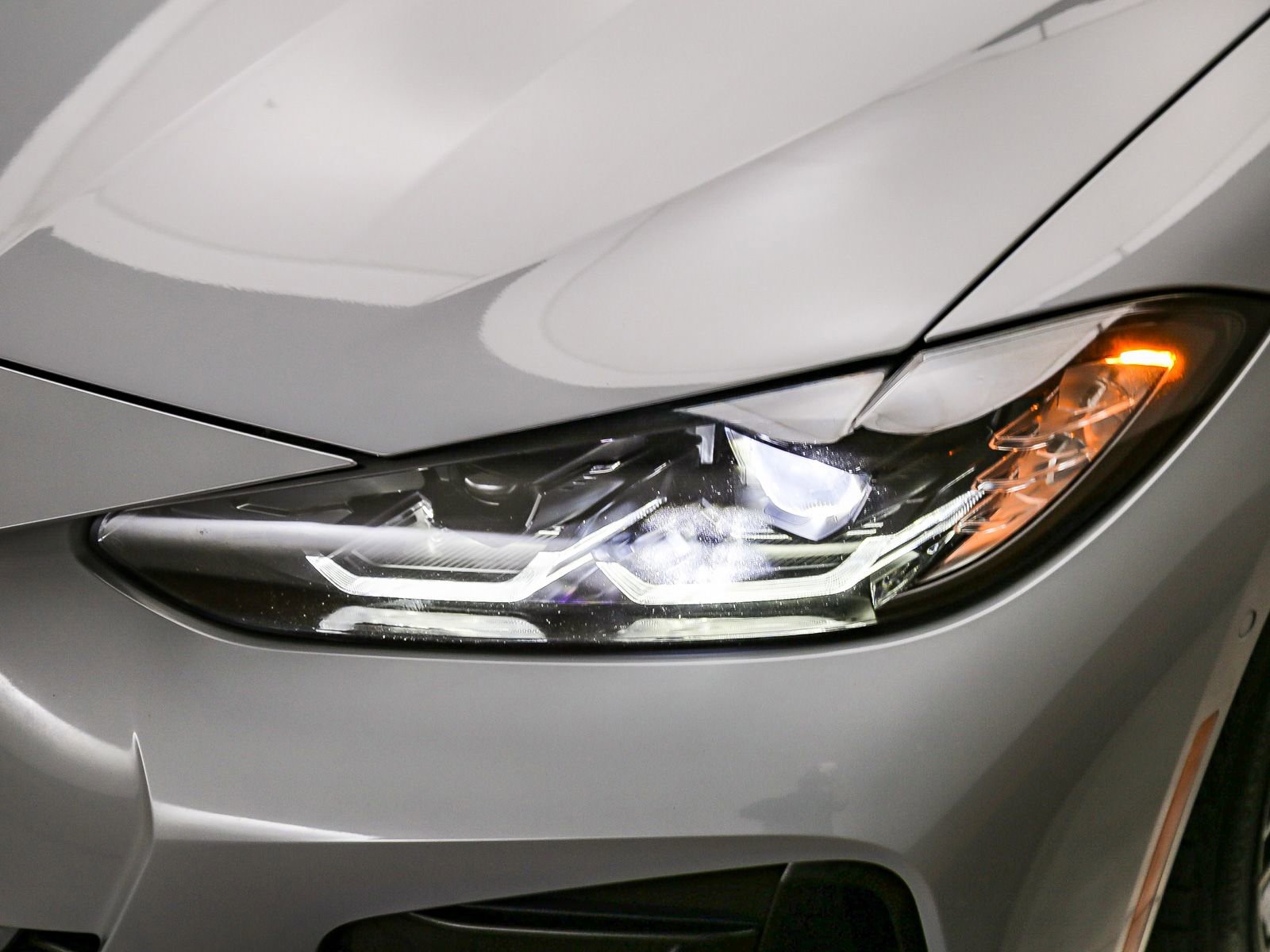 Used 2023 BMW M440i Convertible w/ Premium Package RWD image 14