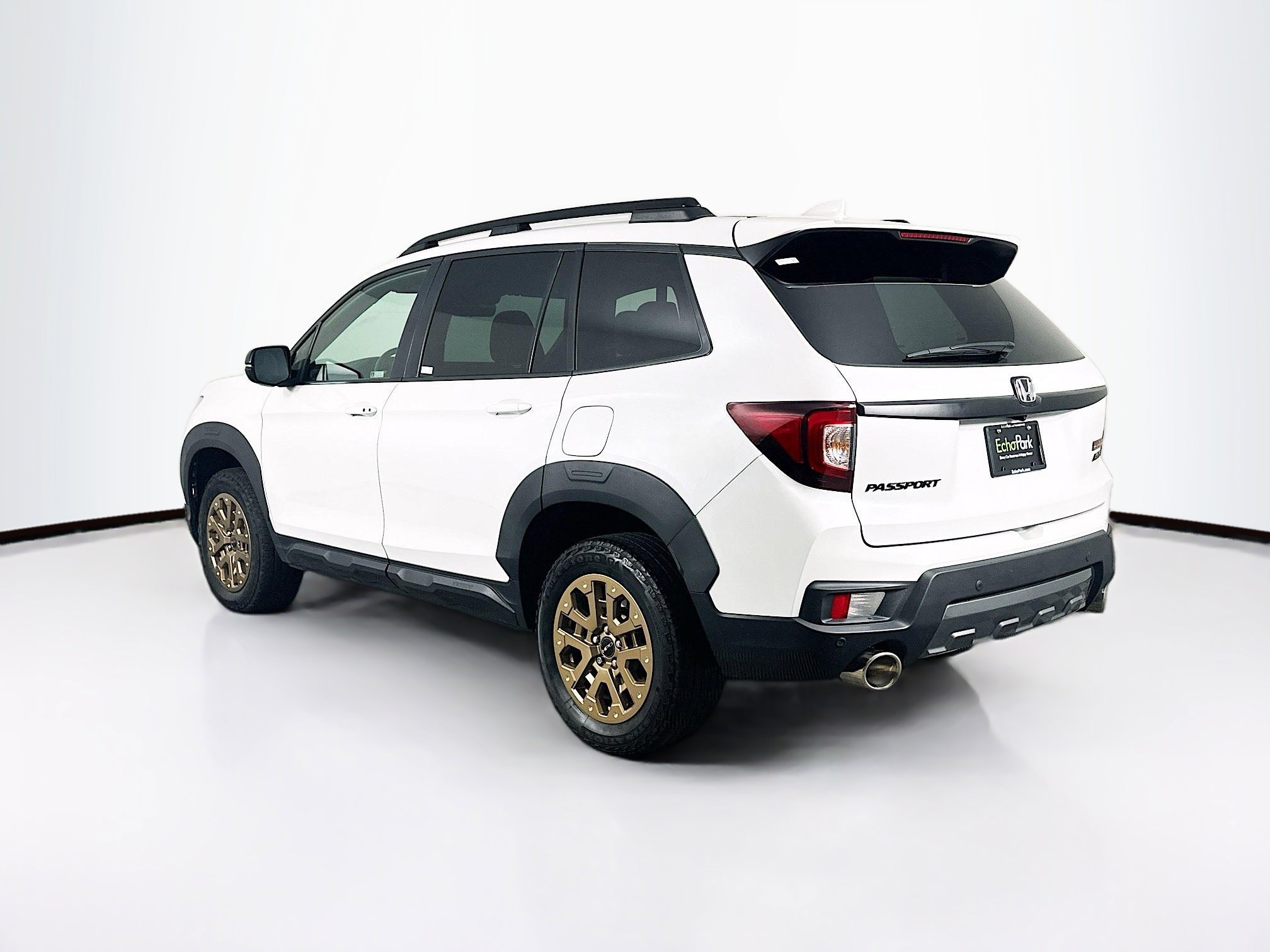 Used 2023 Honda Passport TrailSport image 5