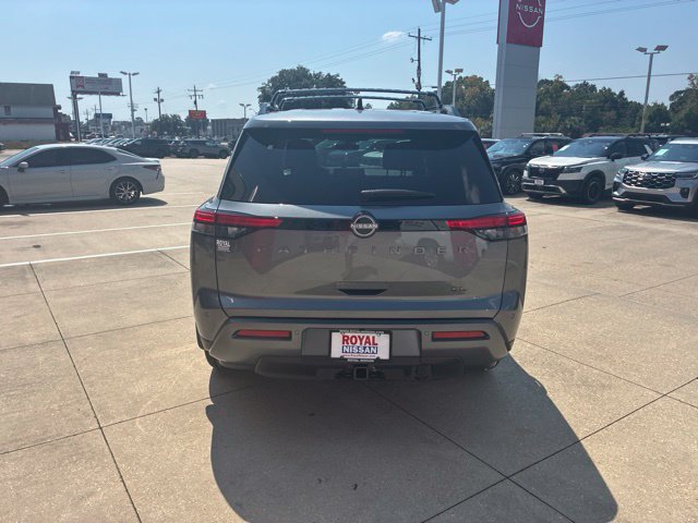 New 2026 Nissan Pathfinder SL w/ SL Premium Package FWD image 6