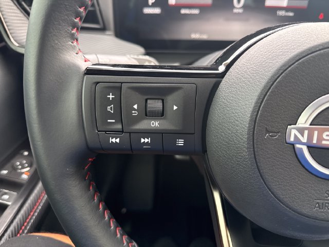 Certified 2025 Nissan Kicks SR w/ Illumination Package FWD image 33