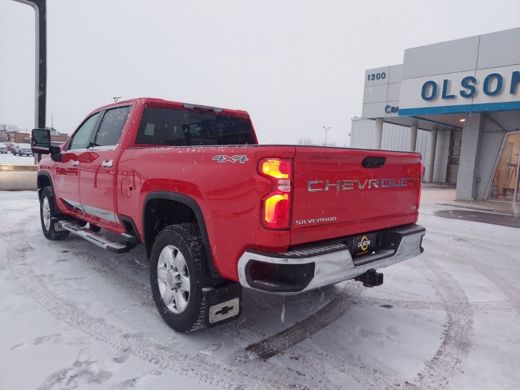 Used 2023 Chevrolet Silverado 3500 LTZ w/ LTZ Convenience Package image 3