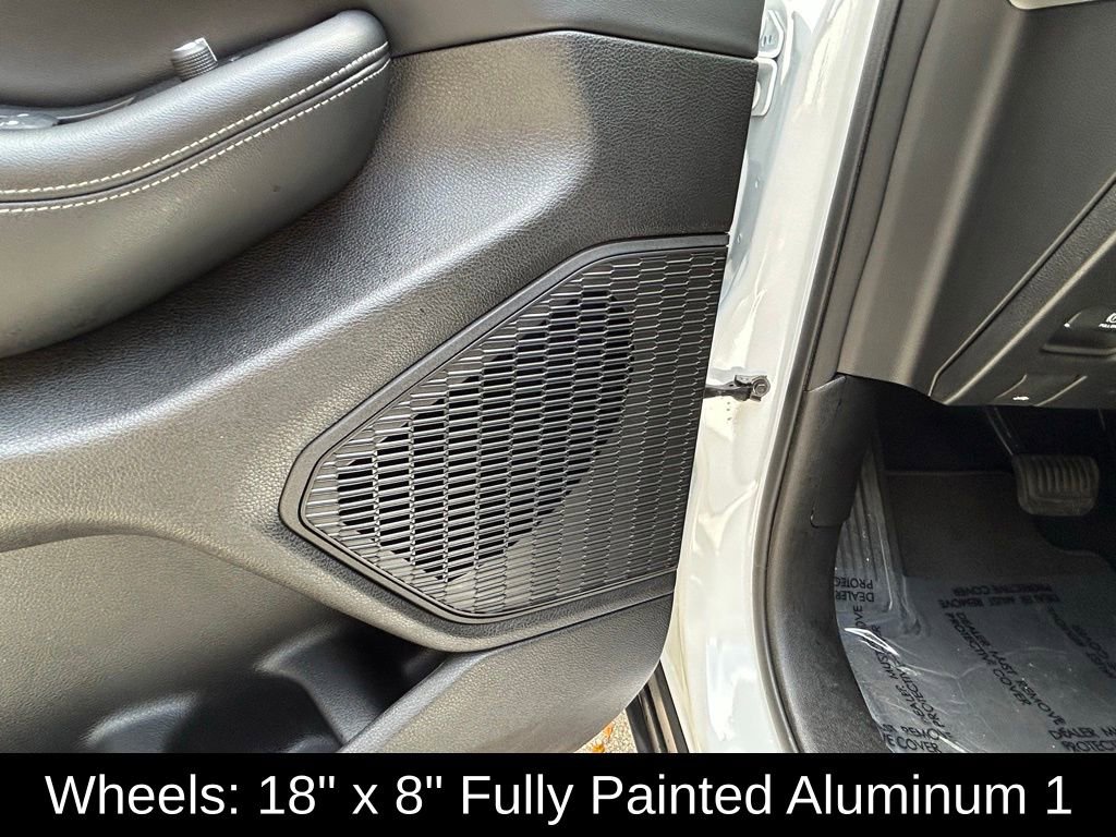 Used 2024 Jeep Grand Cherokee Altitude image 17