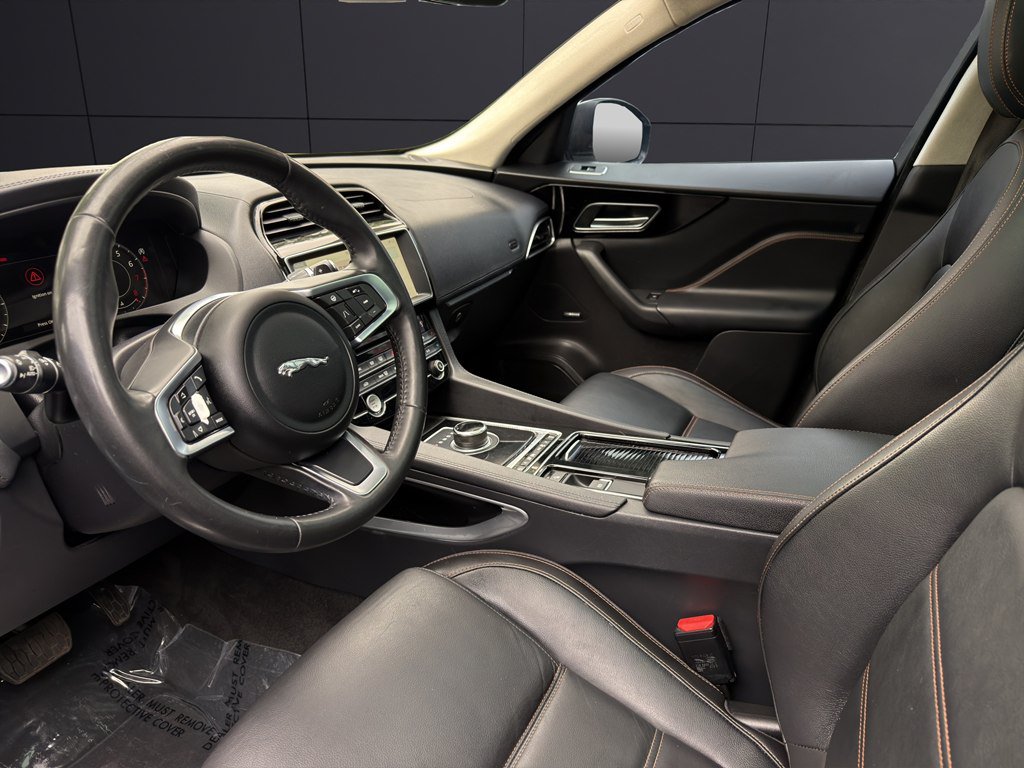 Used 2020 Jaguar F-PACE Prestige AWD/4WD image 12