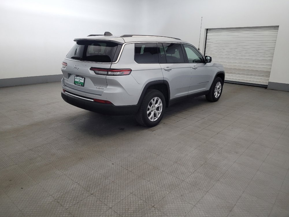 Used 2023 Jeep Grand Cherokee L Limited AWD/4WD image 9